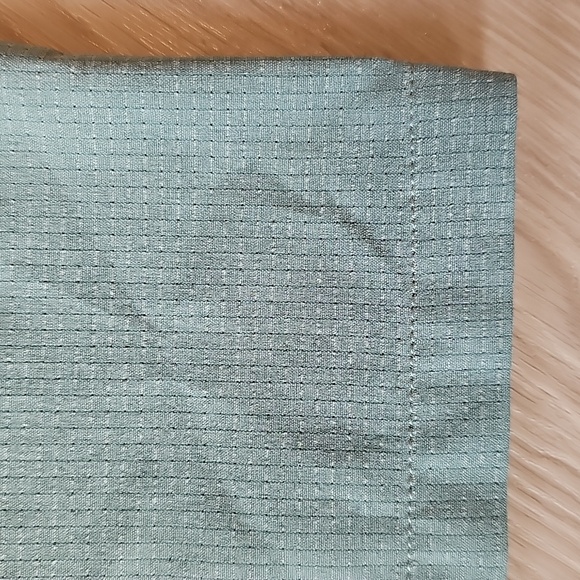 Lululemon Ventlight Cargo Mid Rise Crop Athleisure Pants, Size 10 - Picture 8 of 16